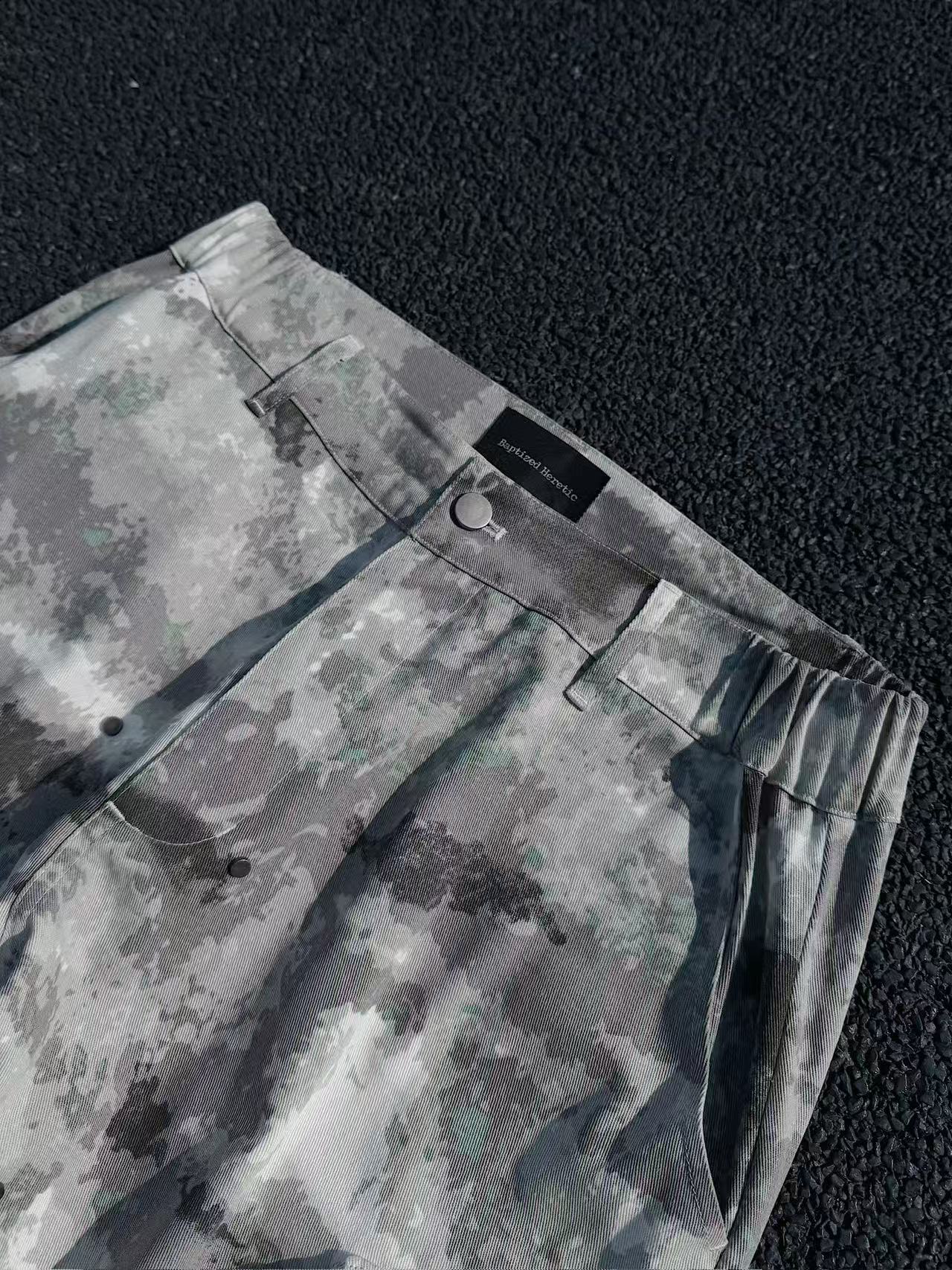 Gray Camouflage Cargo Pants with Multiple Pockets, Flared Techwear Trousers for Men & Women
